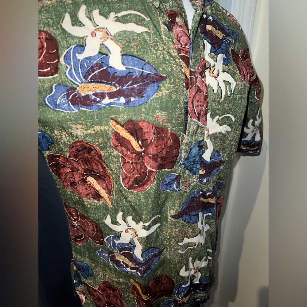 Vintage Kahala Hawaiian Shirt with Beautiful Anthurium Print Size Small - Picture 2 of 4